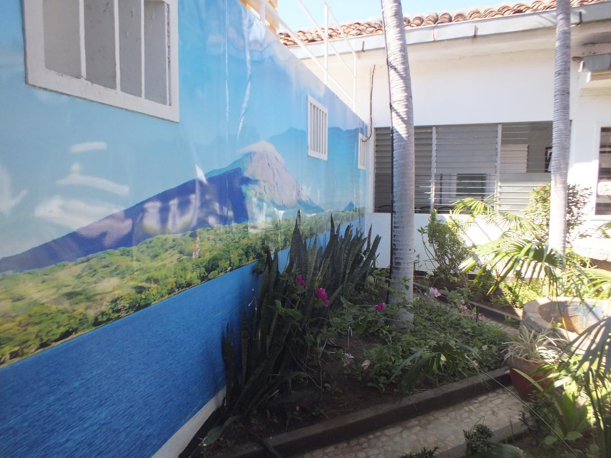 León Volcano Hostel المظهر الخارجي الصورة