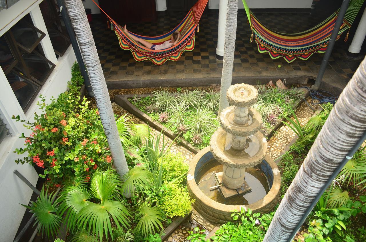 León Volcano Hostel المظهر الخارجي الصورة